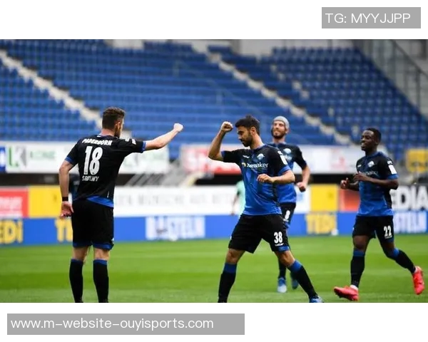 萨德博恩与汉堡的激烈对决揭示德乙联赛新格局与球队实力较量